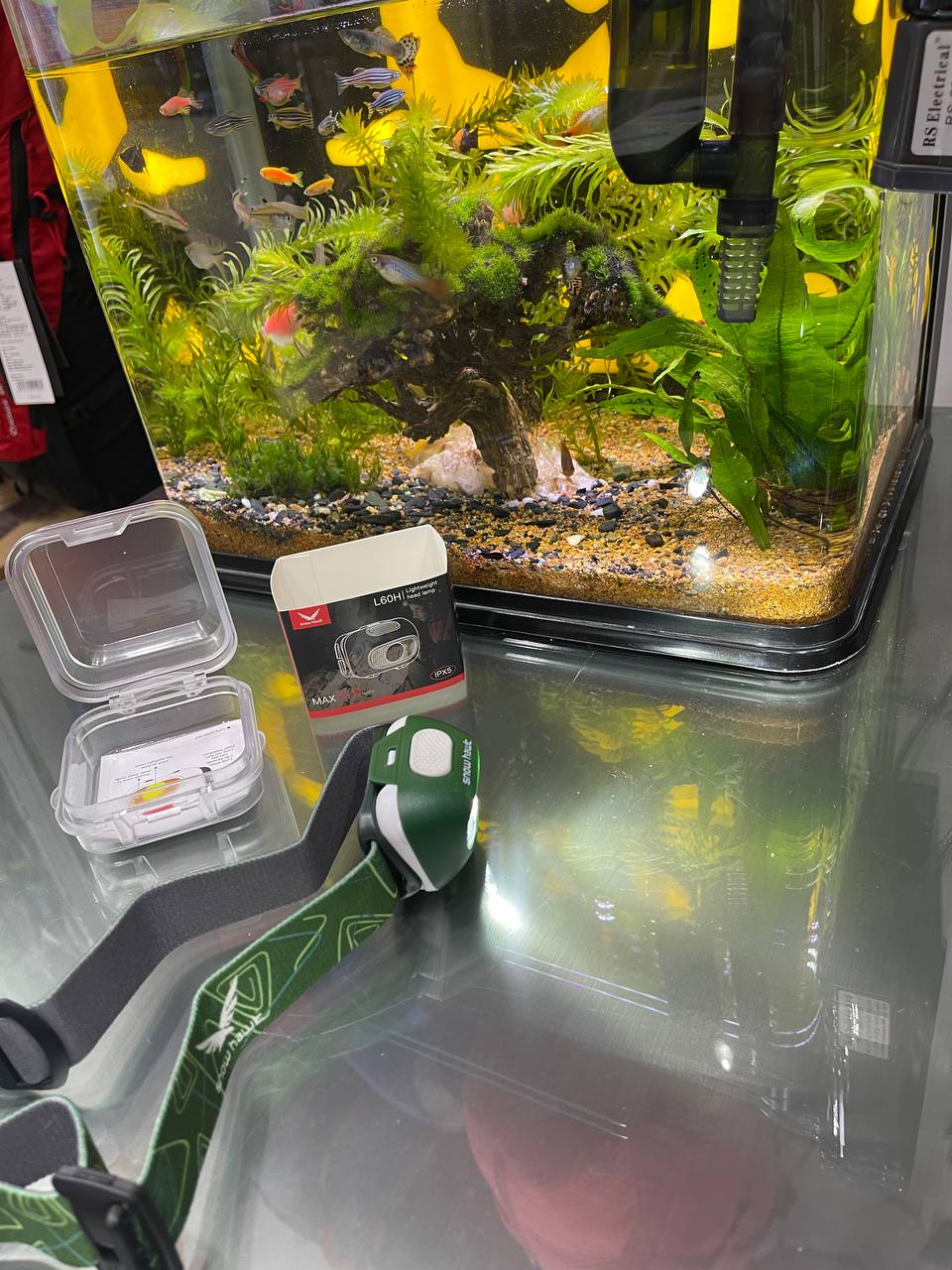 هدلامپ اسنوهاک17